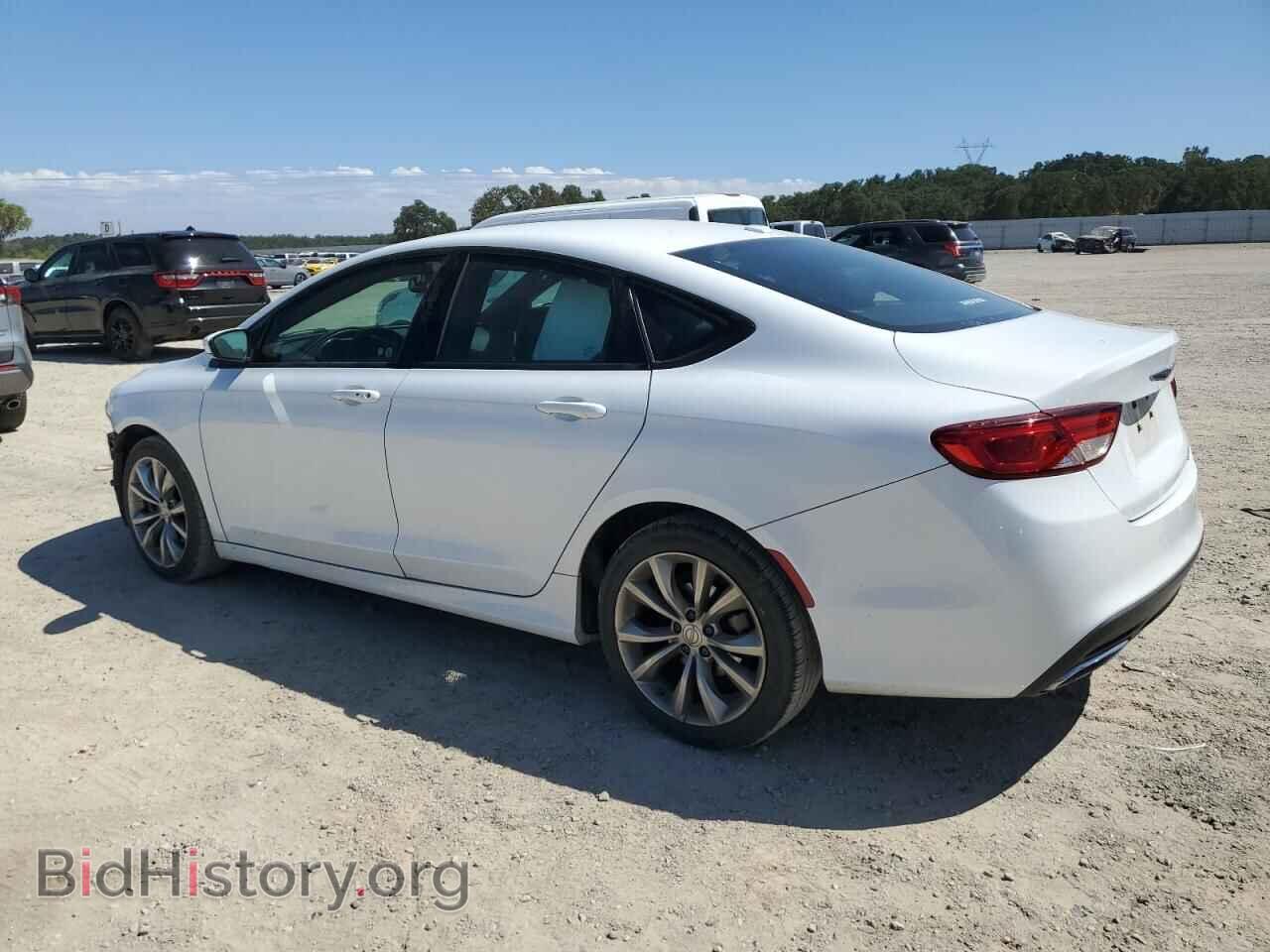 2016 CHRYSLER 200 - VIN: 1C3CCCBB1GN151421 - Photo 2