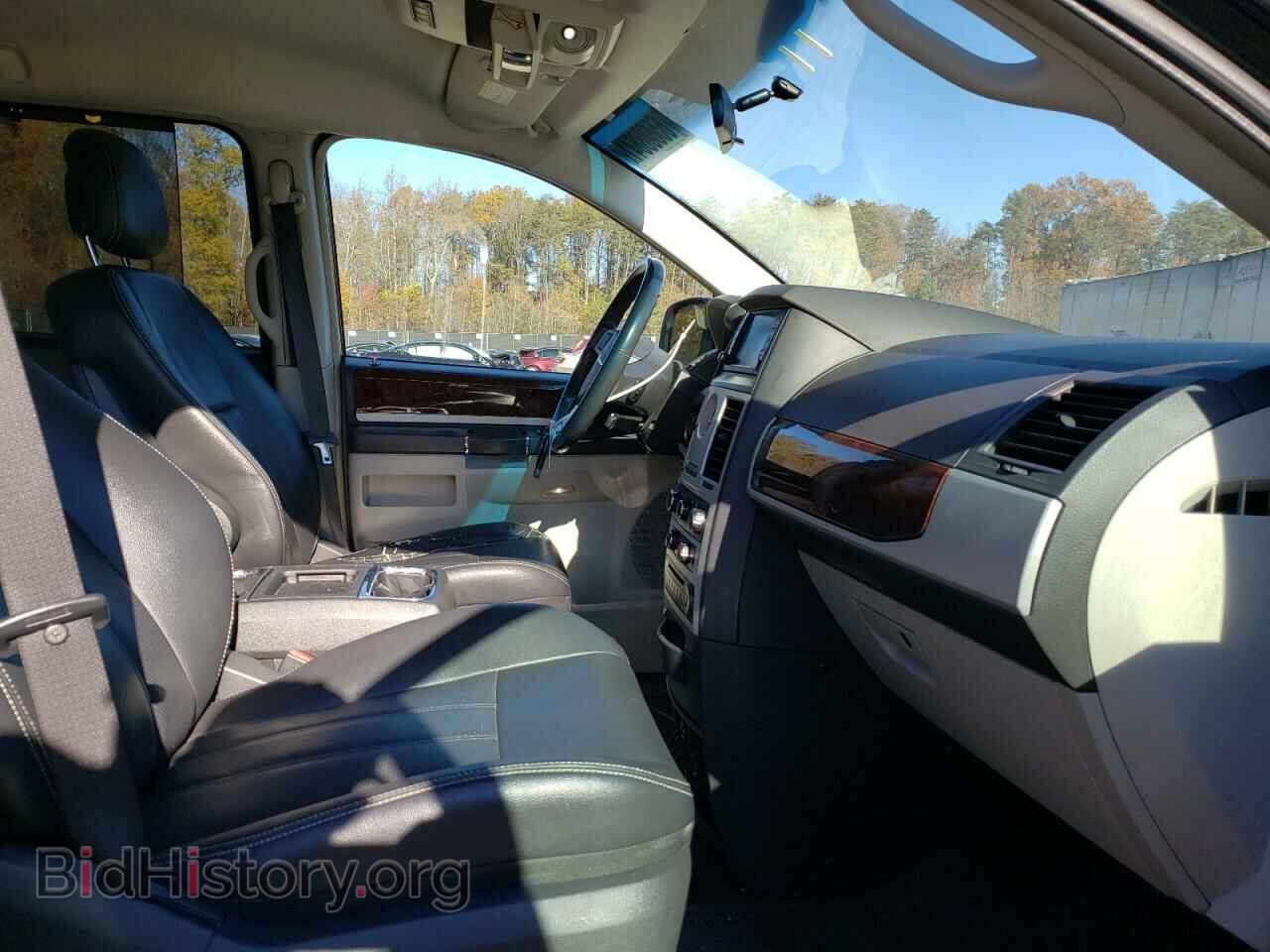 2010 CHRYSLER MINIVAN - VIN: 2A4RR8D19AR392072 - Фото 5