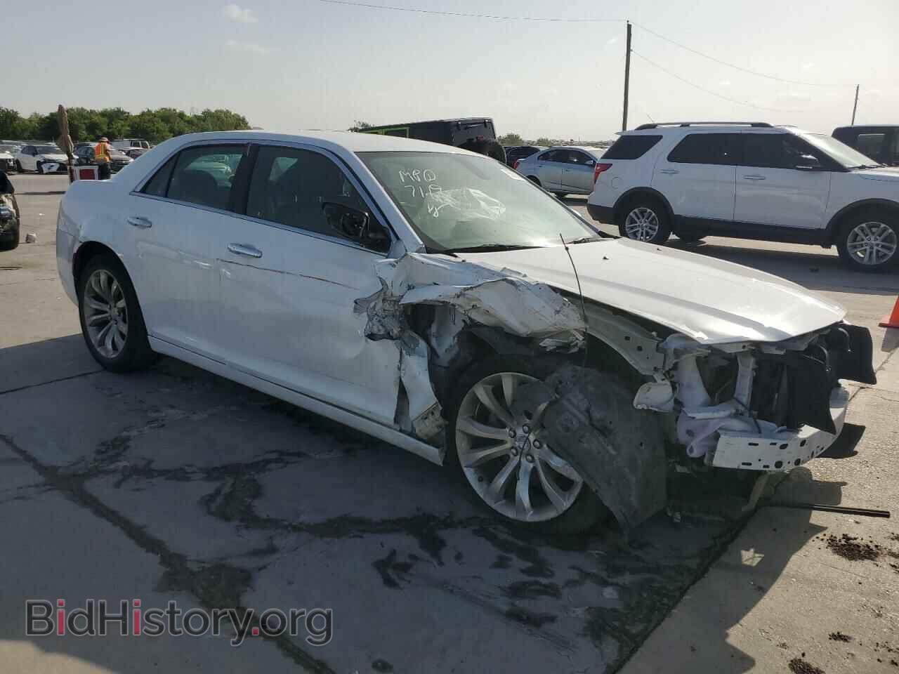 2019 CHRYSLER 300 - VIN: 2C3CCAEG6KH689531 - Фото 4