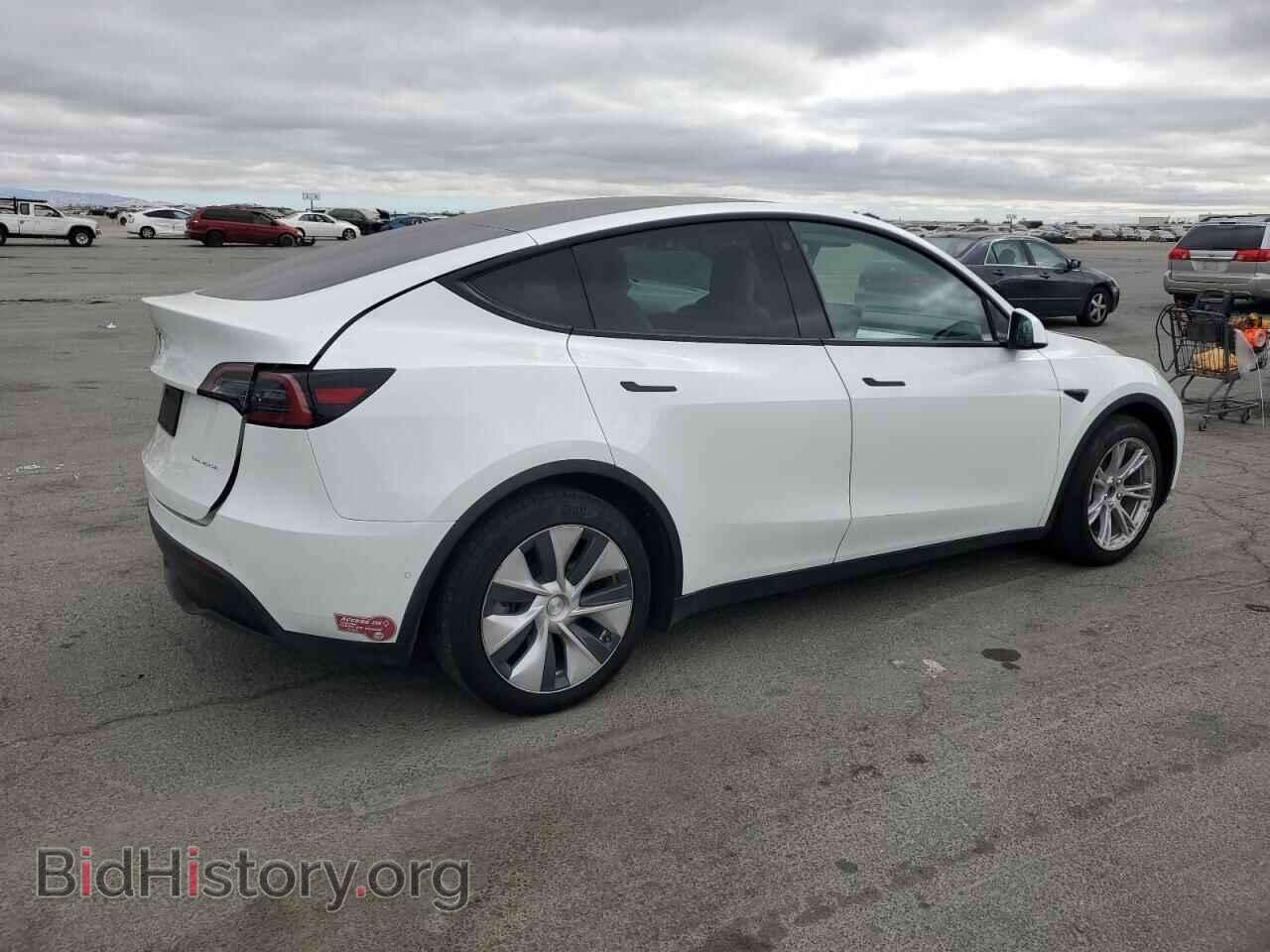 2022 TESLA MODEL Y - VIN: 7SAYGAEE0NF358624 - Фото 3