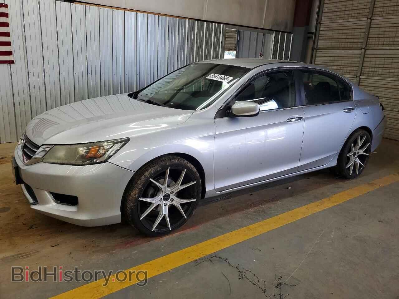 Photo 1HGCR2F33DA102944 - HONDA ACCORD 2013