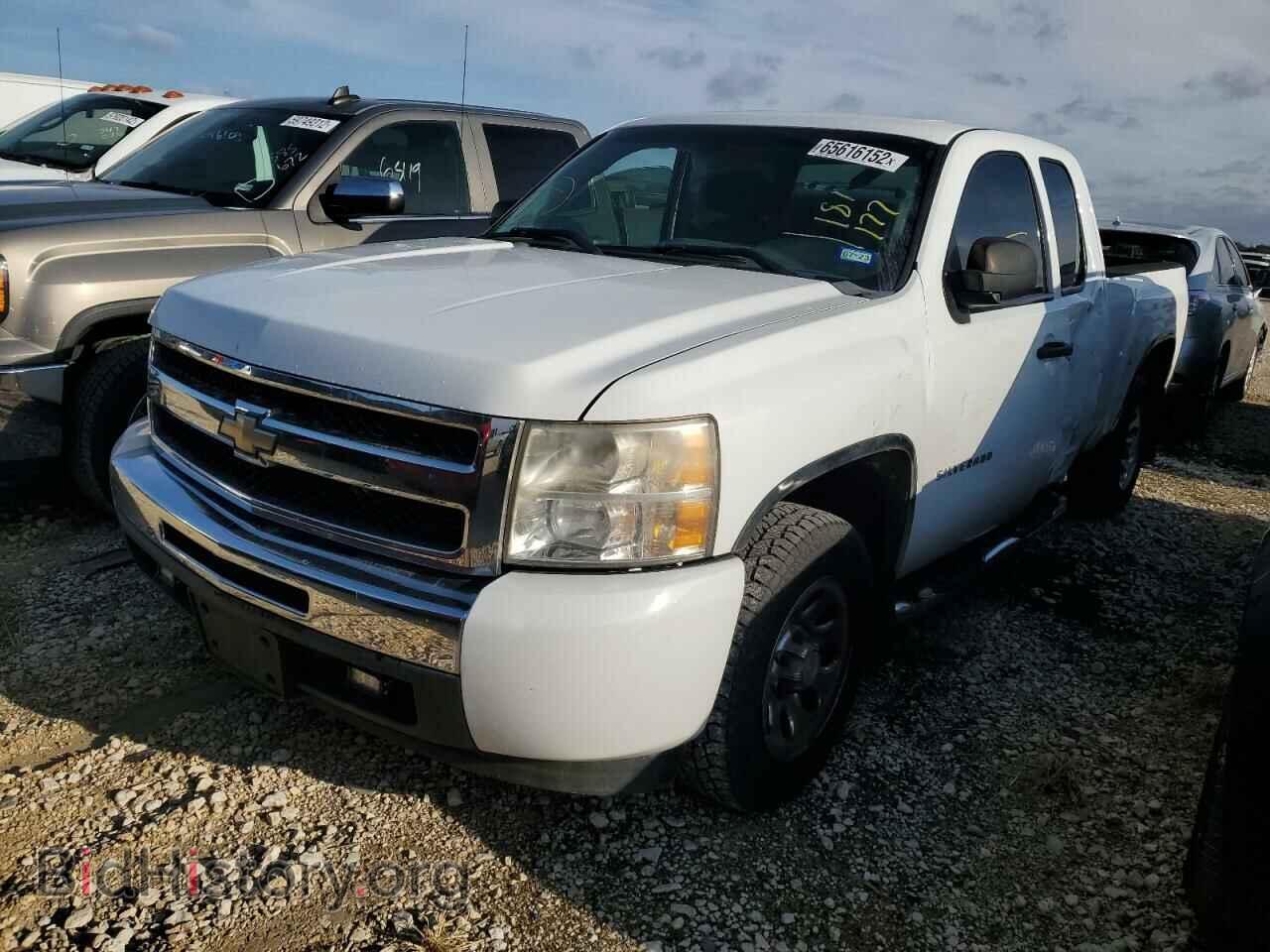 2011 CHEVROLET SILVERADO - VIN: 1GCRCPEX4BZ181177 - Фото 2