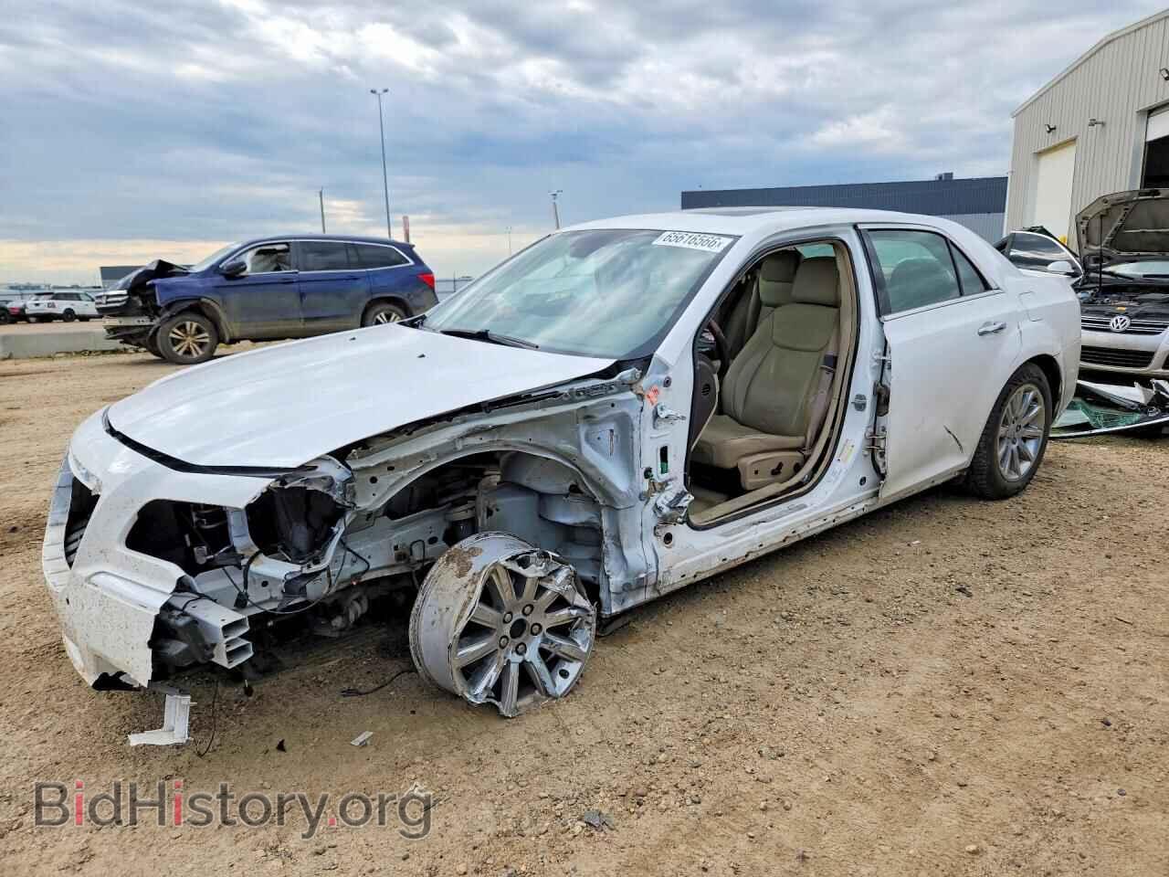 Photo 2C3CA5CG3BH531857 - CHRYSLER 300 2011