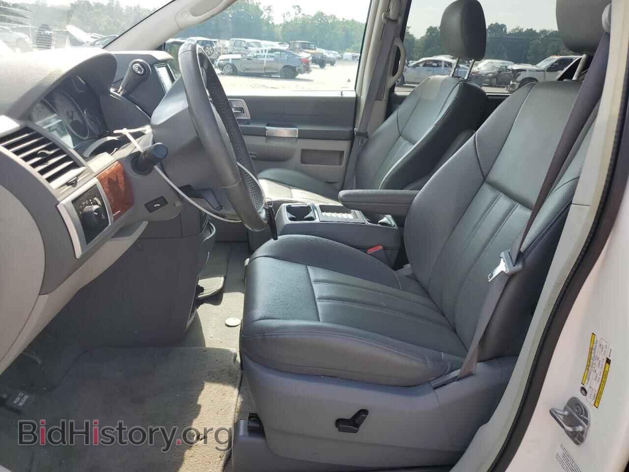 2008 CHRYSLER MINIVAN - VIN: 2A8HR54P78R124919 - Фото 7