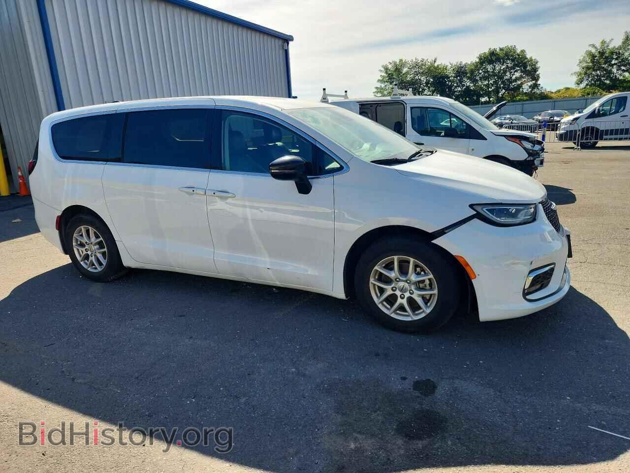 2024 CHRYSLER PACIFICA - VIN: 2C4RC1BG1RR109780 - Photo 4