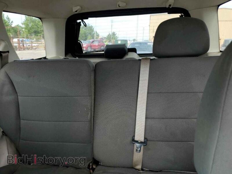 2010 Ford ESCAPE (VIN 1FMCU0D77AKA01513) — фото 10 из 13