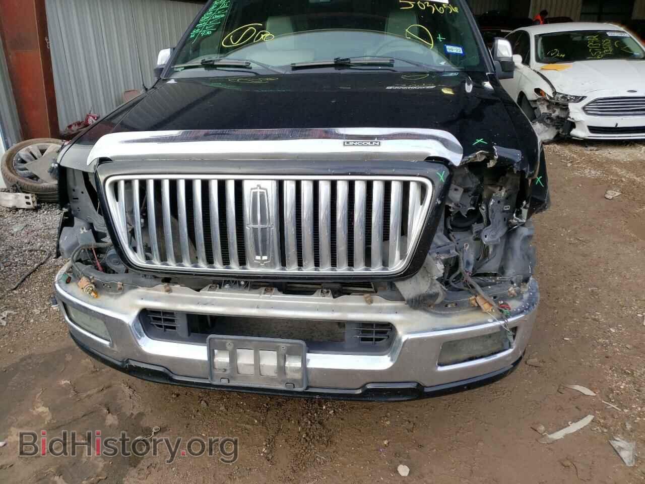 2006 LINCOLN MARK LT - VIN: 5LTPW16546FJ03656 - Фото 9