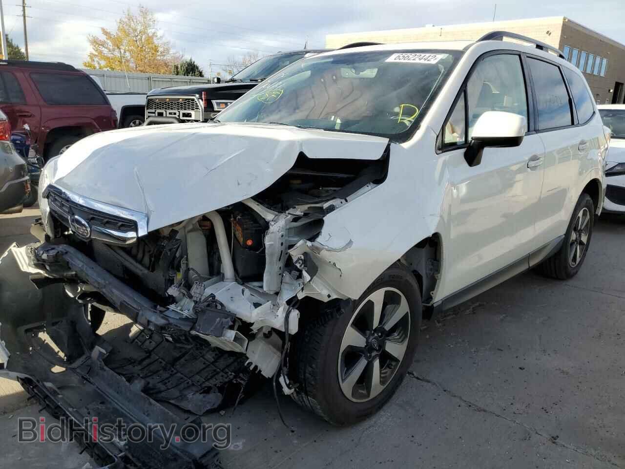 2017 SUBARU FORESTER - VIN: JF2SJAEC8HH549250 - Фото 2