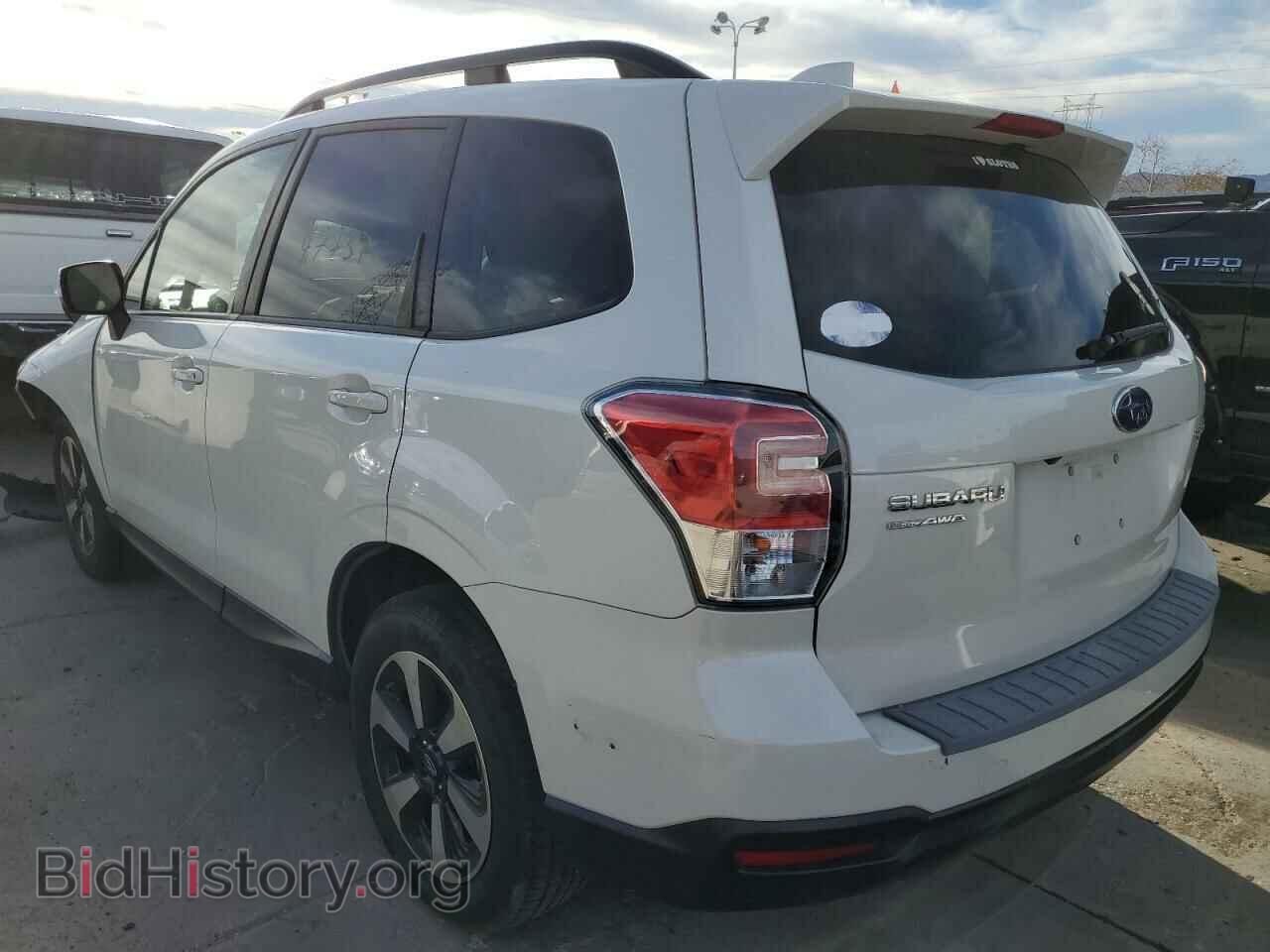 2017 SUBARU FORESTER - VIN: JF2SJAEC8HH549250 - Фото 3