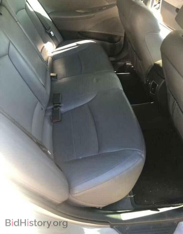 2012 HYUNDAI SONATA - VIN: KMHEC4A49CA042019 - Фото 6