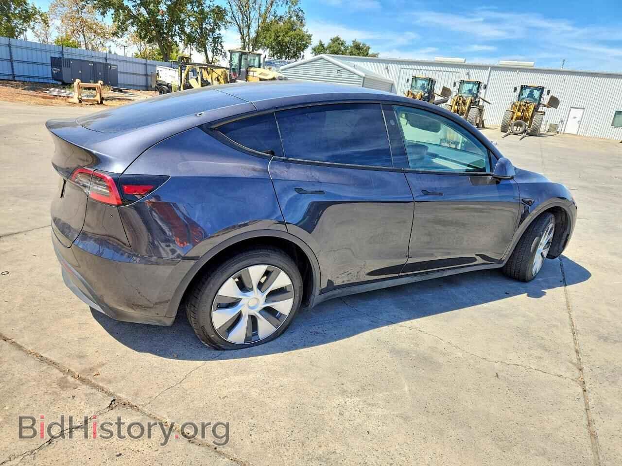 2024 TESLA MODEL Y - VIN: 7SAYGDED4RF095505 - Photo 3