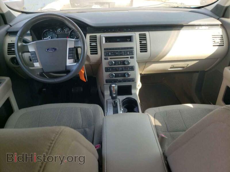 2011 Ford FLEX (VIN 2FMGK5BC7BBD15856) — фото 8 из 13