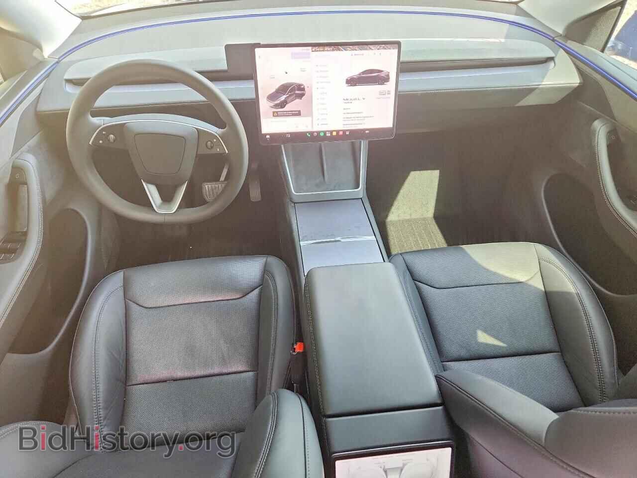 2026 TESLA MODEL Y - VIN: 7SAYGDEDXTA582972 - Photo 8