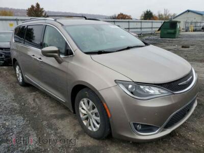 2018 Chrysler PACIFICA Pacifica T, коричневый — VIN 2C4RC1BG6JR171017, Copart