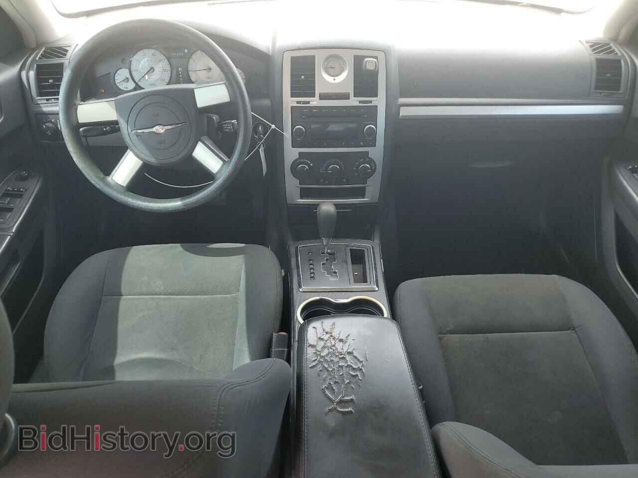 2010 CHRYSLER 300 - VIN: 2C3CA4CD8AH173752 - Фото 8