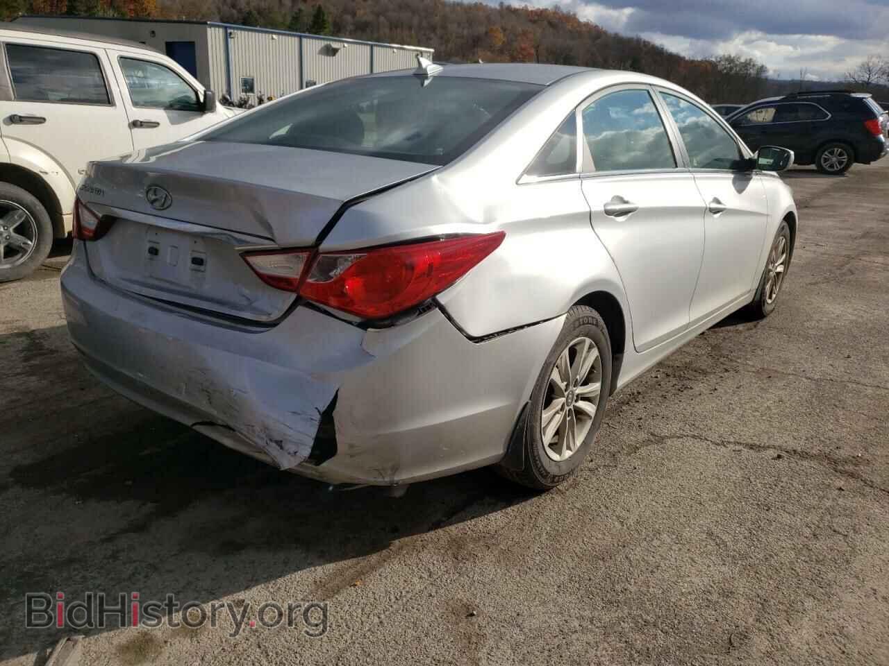 2013 HYUNDAI SONATA - VIN: 5NPEB4AC2DH557937 - Фото 4