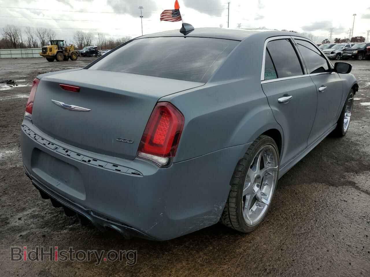 2019 CHRYSLER 300 - VIN: 2C3CCAEG5KH613363 - Фото 4