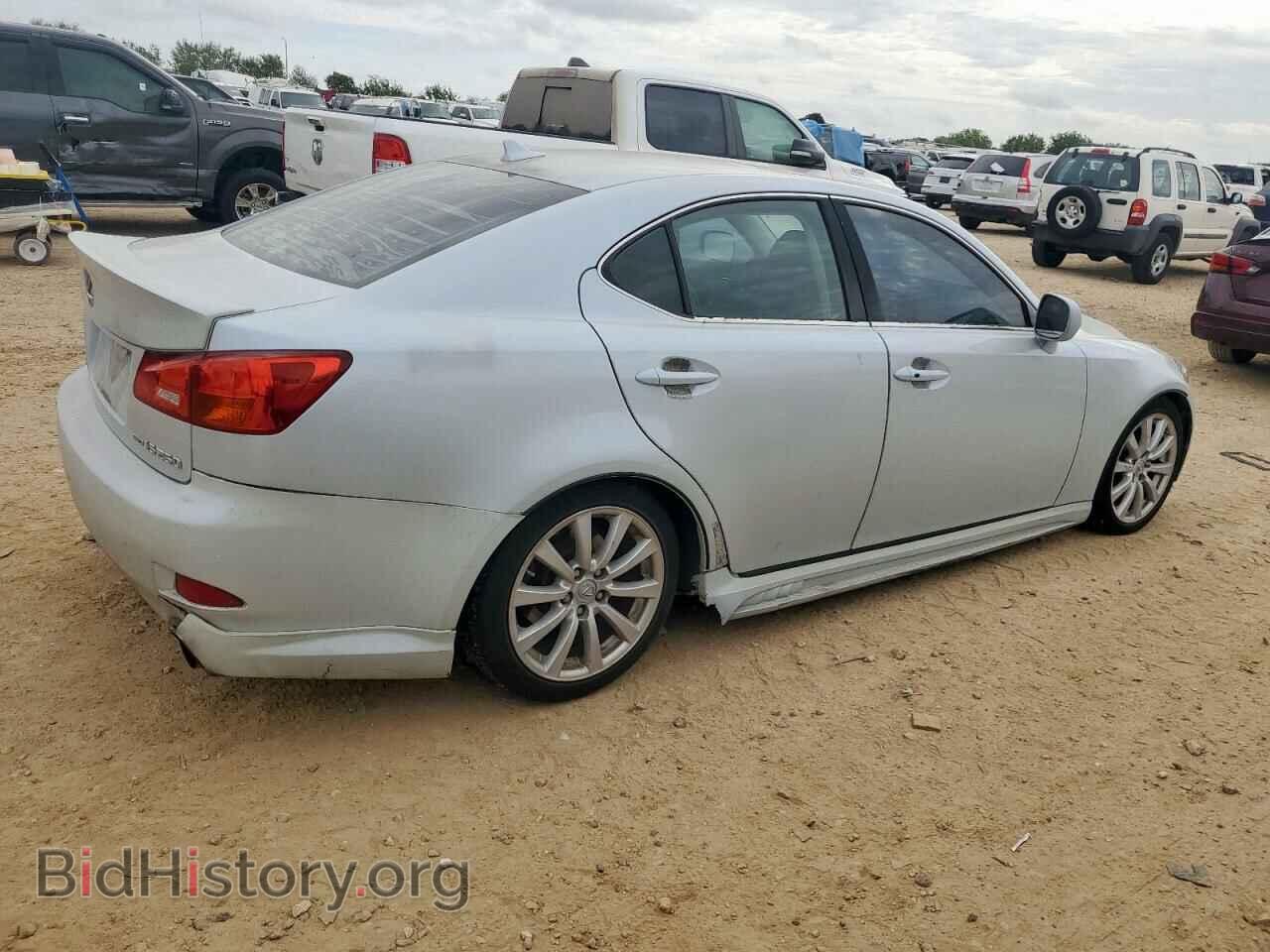 2007 LEXUS IS - VIN: JTHCK262475009579 - Photo 3