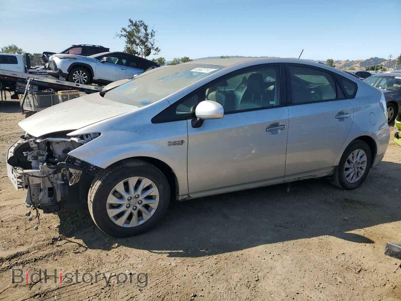 Фотография JTDKN3DP0C3021470 - TOYOTA PRIUS 2012
