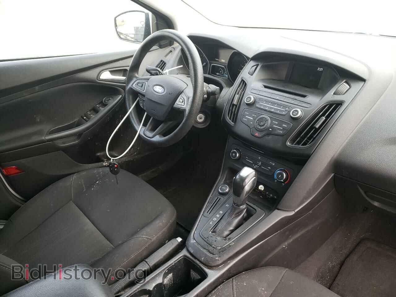2016 FORD FOCUS - VIN: 1FADP3F21GL400462 - Photo 9