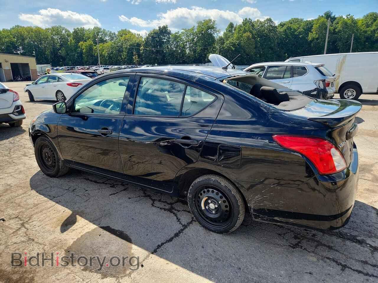 2019 NISSAN VERSA - VIN: 3N1CN7AP3KL823338 - Photo 2