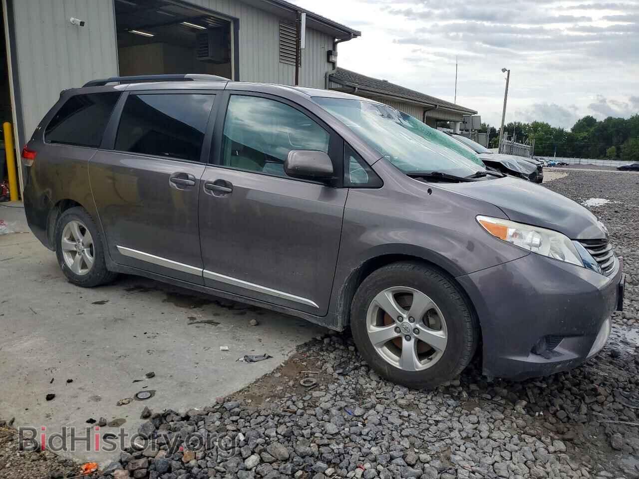 2013 TOYOTA SIENNA - VIN: 5TDKK3DC8DS303281 - Photo 4