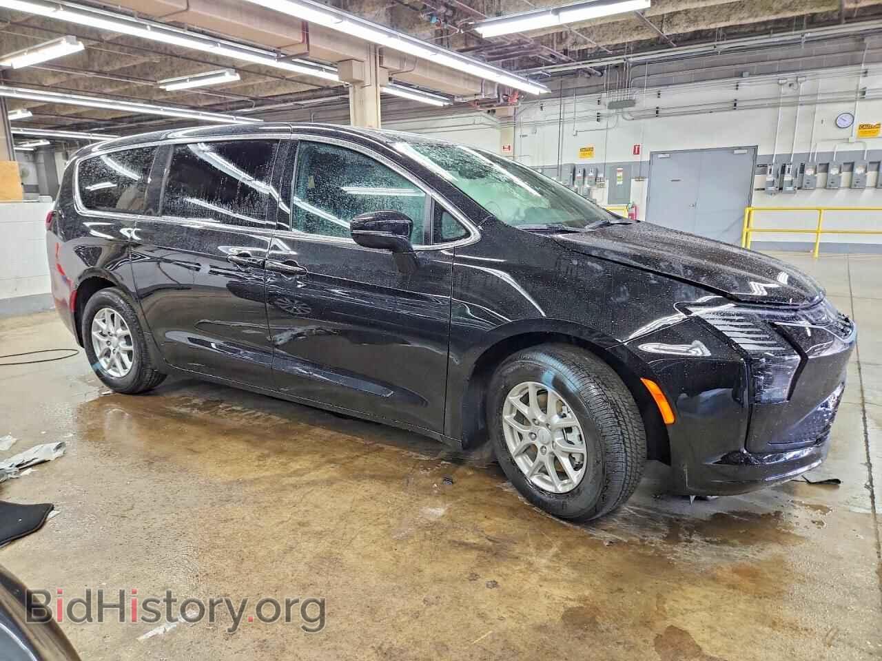 2027 CHRYSLER PACIFICA - VIN: 2C4RC1BG3VR585314 - Photo 4