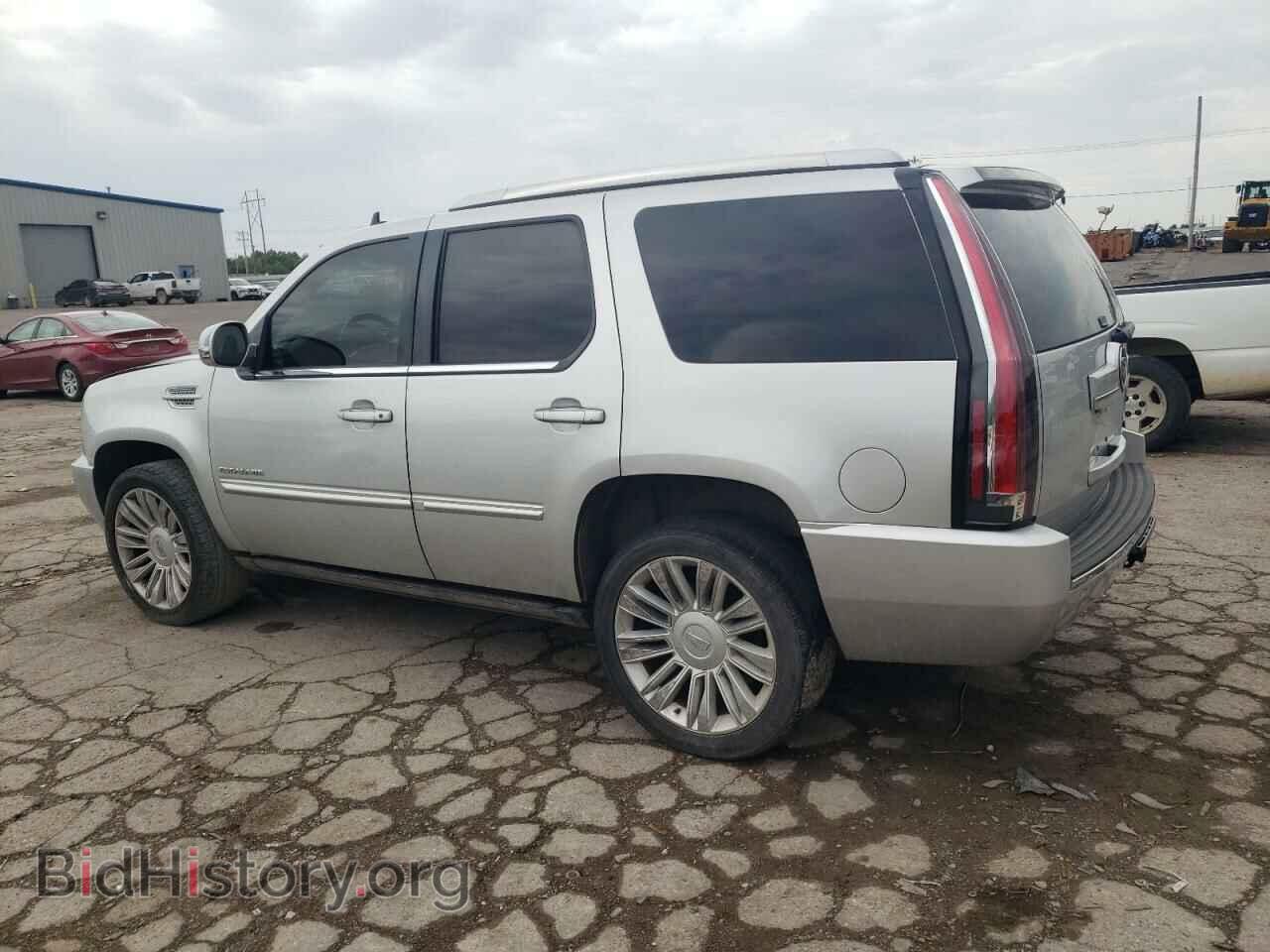 2014 CADILLAC ESCALADE - VIN: 1GYS3CEF2ER174678 - Photo 2