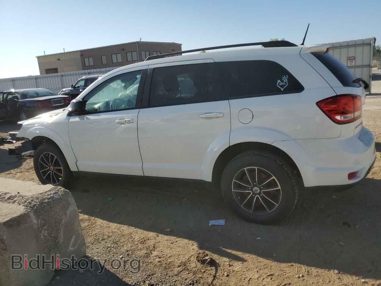 2019 DODGE JOURNEY - VIN: 3C4PDCBB2KT737855 - Фото 2