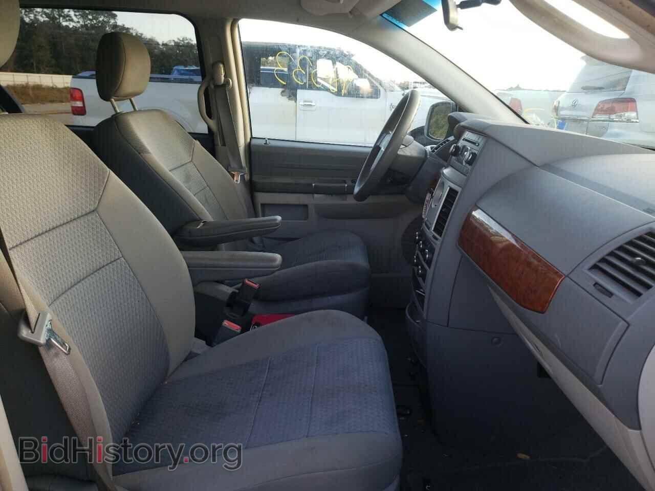 2009 CHRYSLER MINIVAN - VIN: 2A8HR44EX9R536505 - Фото 5