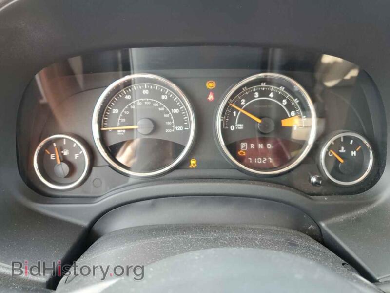 2014 Jeep COMPASS (VIN 1C4NJCEA0ED890814) — фото 9 из 13