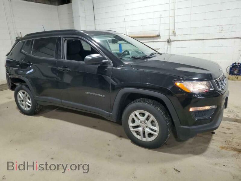 2019 Jeep COMPASS (VIN 3C4NJDAB3KT664843) — photo 4 of 15
