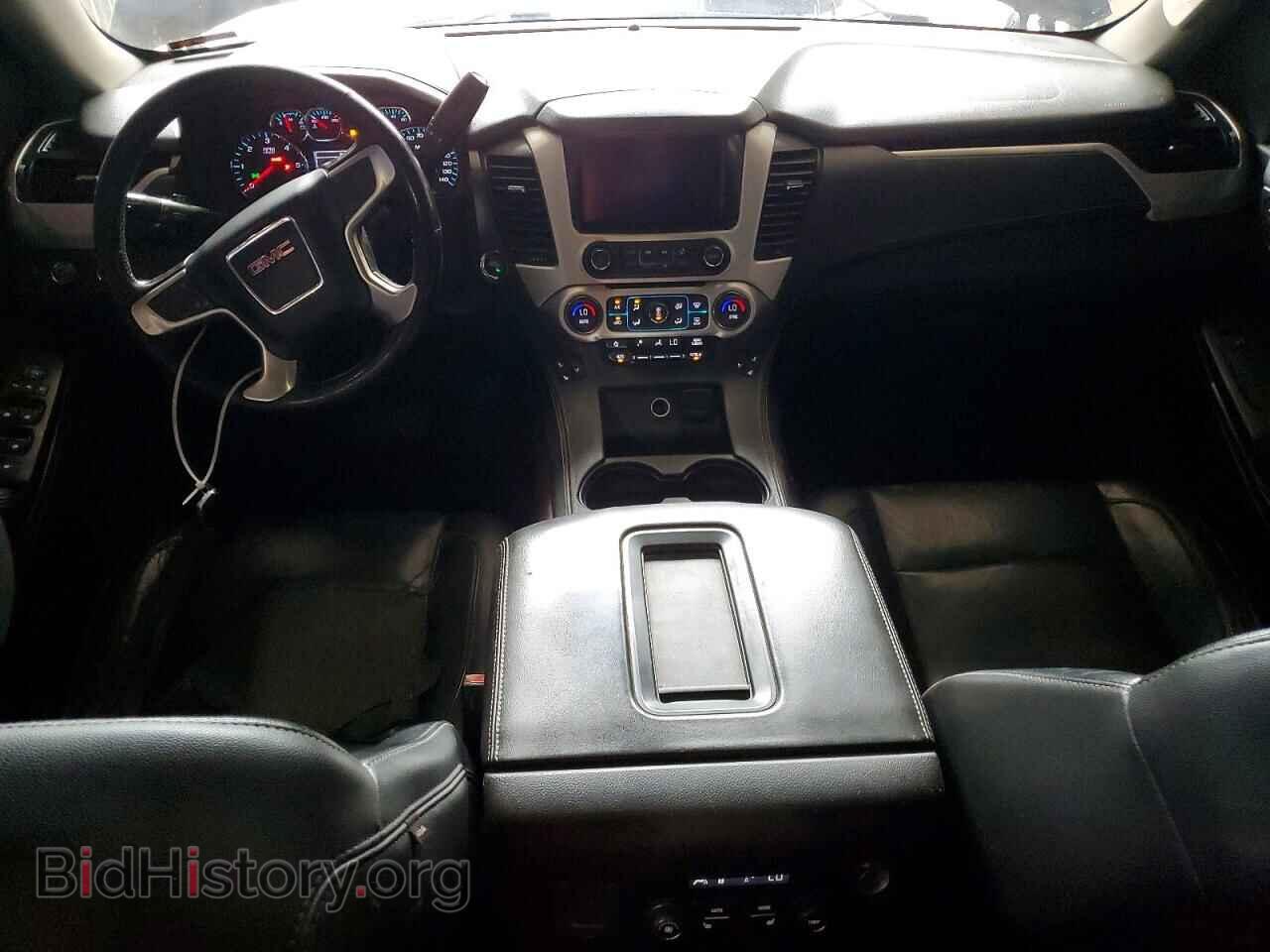 2018 GMC YUKON - VIN: 1GKS2BKC8JR366568 - Photo 8