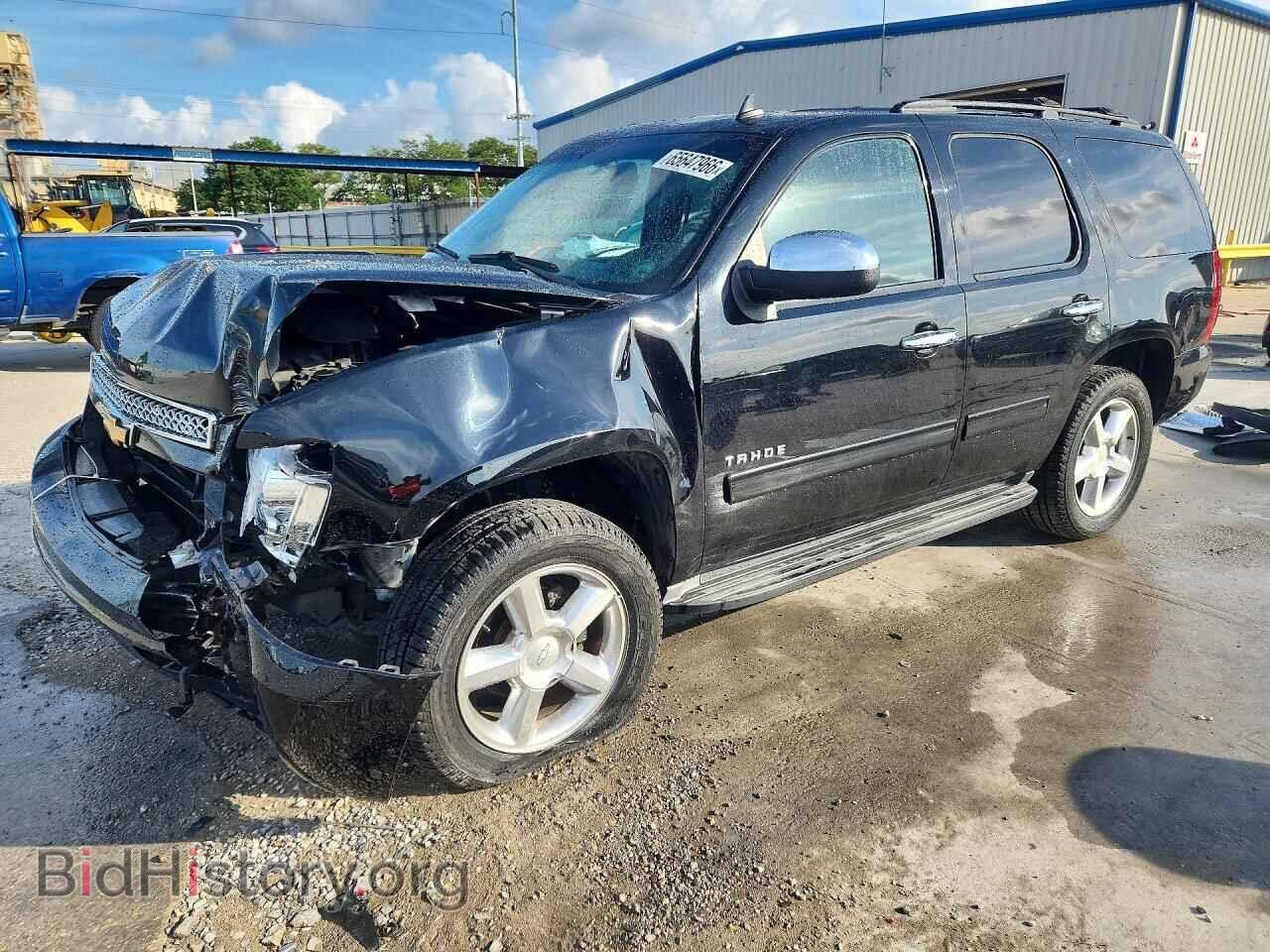 Фотография 1GNSCAE00BR388397 - CHEVROLET TAHOE 2011