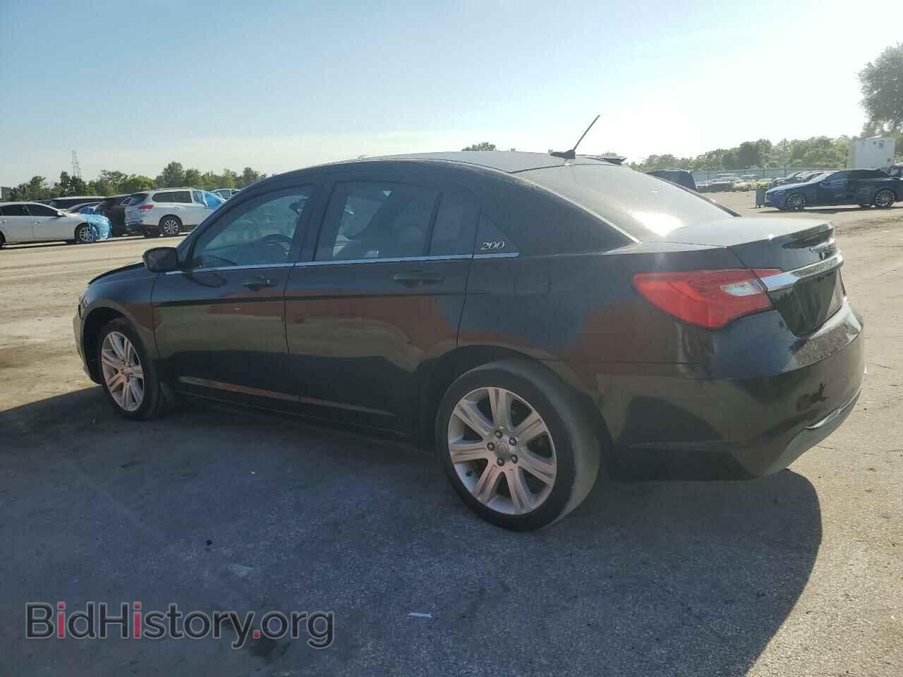 2013 CHRYSLER 200 - VIN: 1C3CCBBB6DN765502 - Фото 2