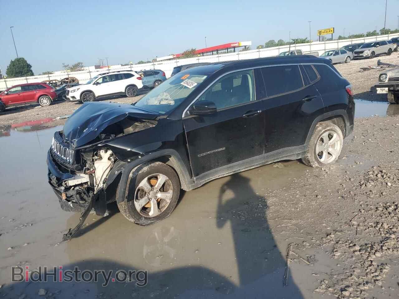 Photo 3C4NJCBB3HT658770 - JEEP COMPASS 2017