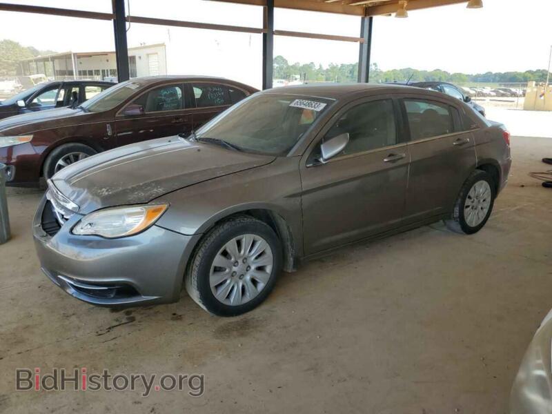 2011 Chrysler 200 200 LX (VIN 1C3BC4FB3BN593153) — фото 1 из 12, Copart, повреждение: передняя часть