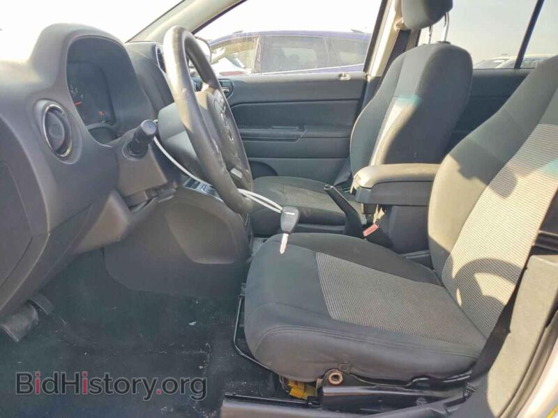 2012 Jeep COMPASS (VIN 1C4NJDBB7CD549068) — photo 7 of 15