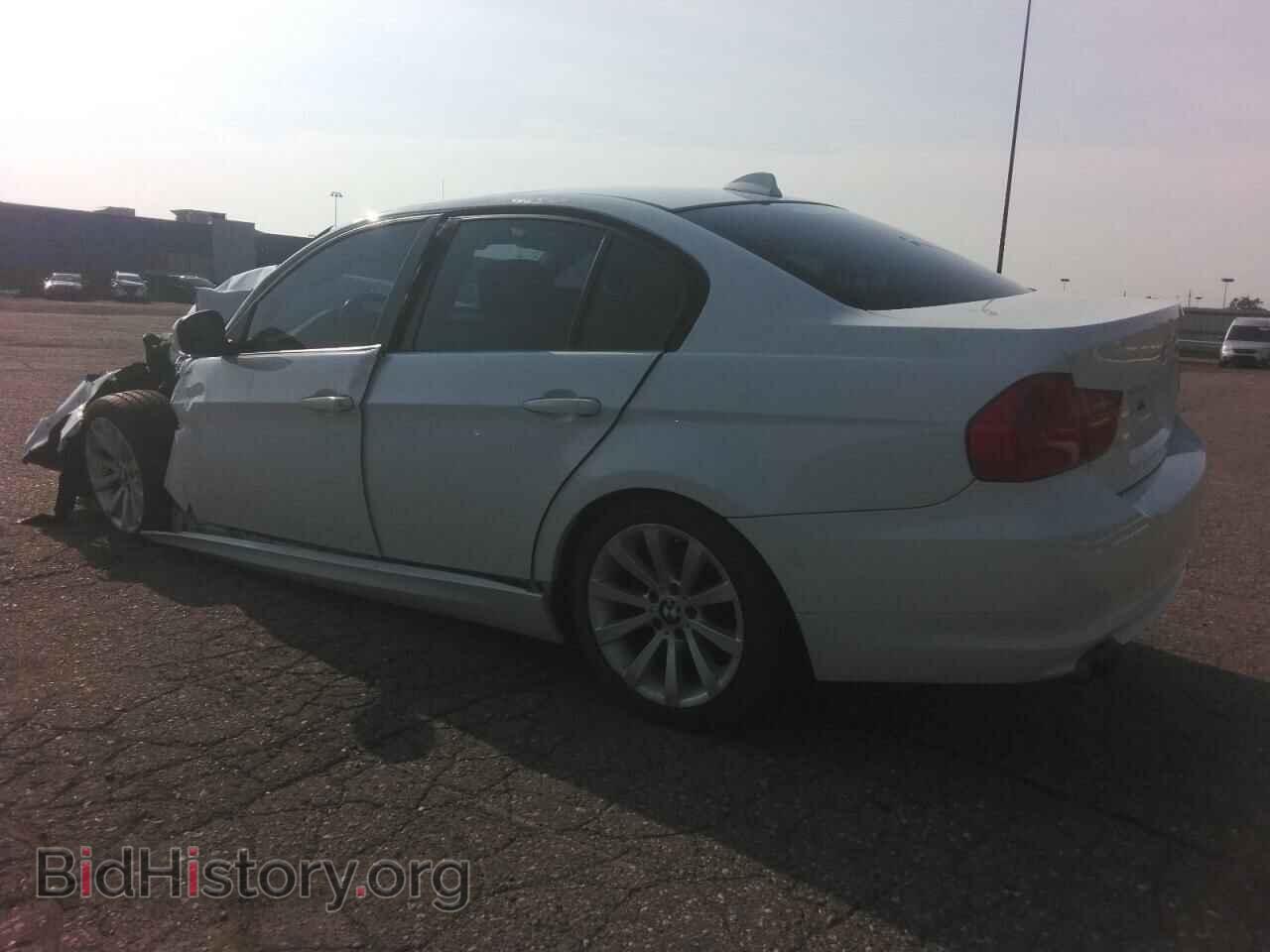 2011 BMW 3 SERIES - VIN: WBAPK7C59BA818975 - Фото 2
