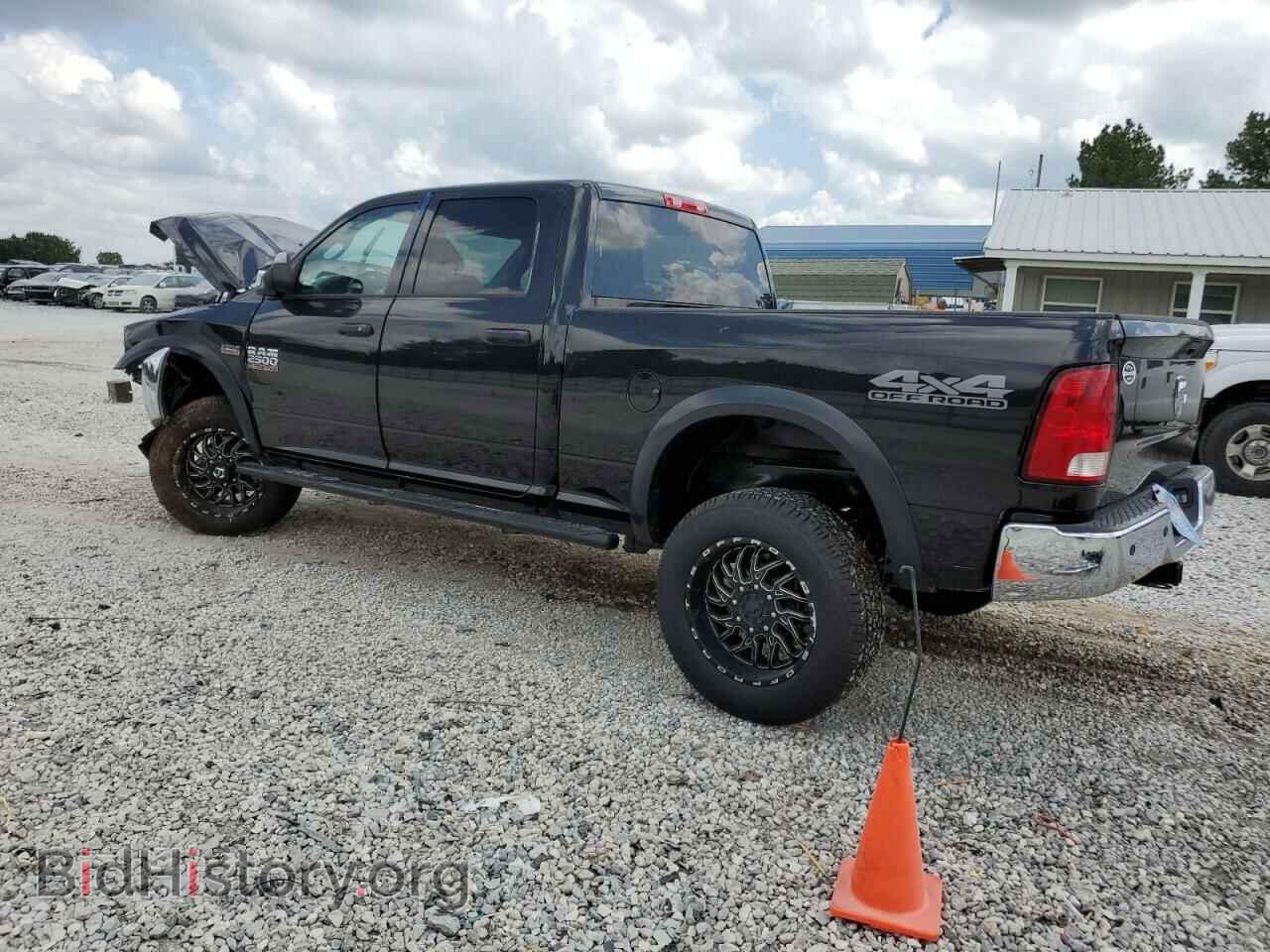 2018 RAM All Models - VIN: 3C6UR5CJ3JG356830 - Photo 2