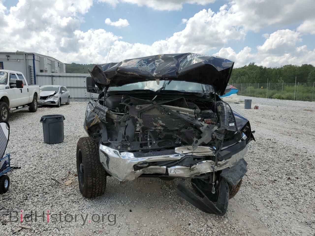 2018 RAM All Models - VIN: 3C6UR5CJ3JG356830 - Photo 5