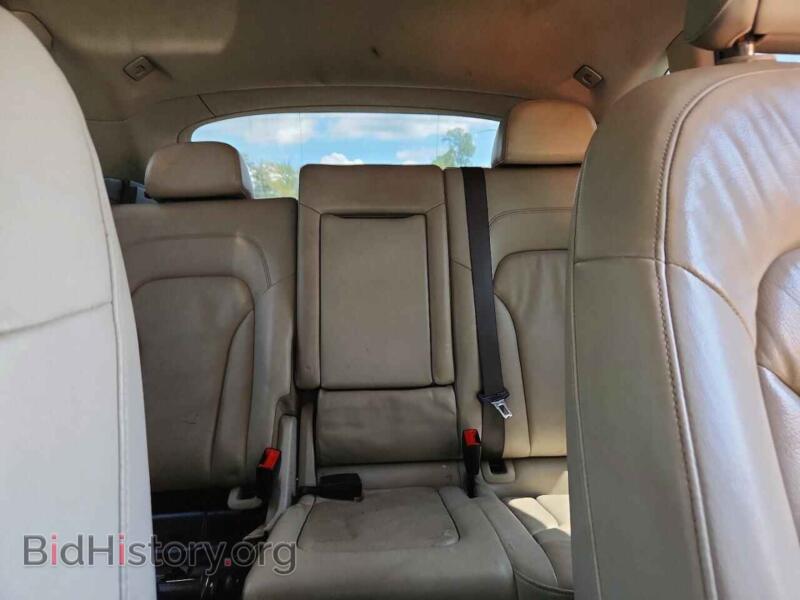 2011 Audi Q5 (VIN WA1CFAFP4BA097376) — photo 10 of 13