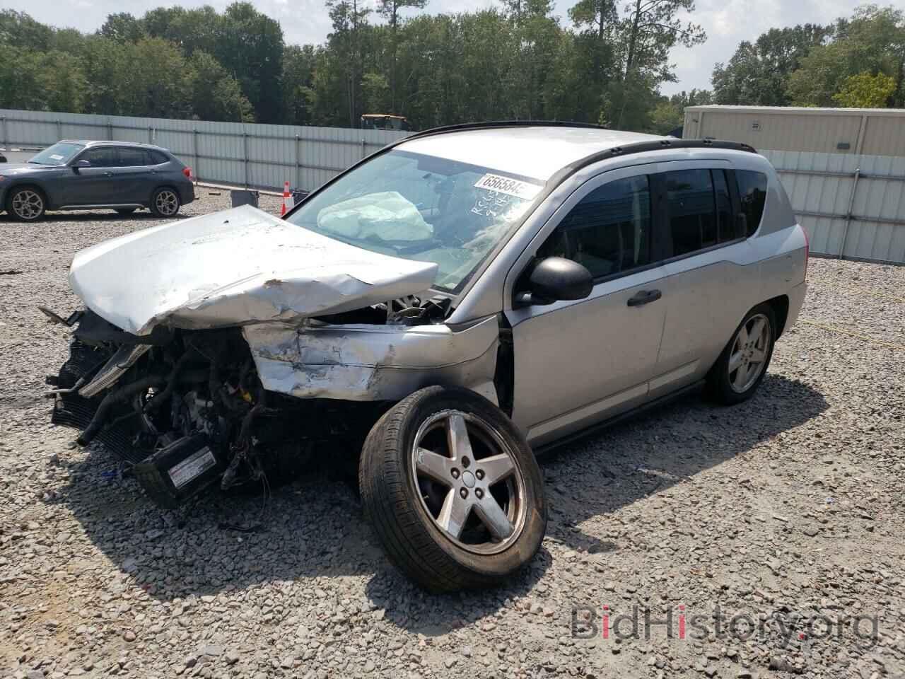 Photo 1J8FT57W97D241608 - JEEP COMPASS 2007