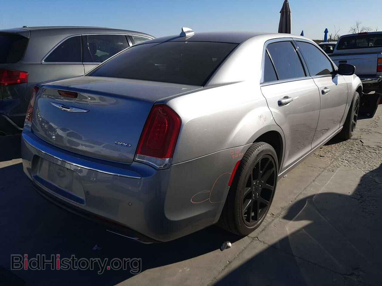 2015 CHRYSLER 300 - VIN: 2C3CCARG8FH760759 - Фото 4
