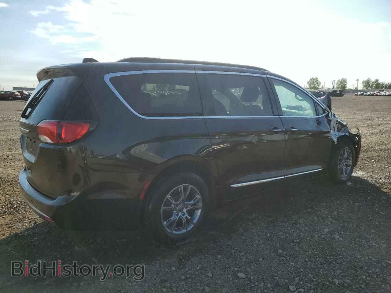 2017 CHRYSLER PACIFICA - VIN: 2C4RC1BG5HR570320 - Photo 3
