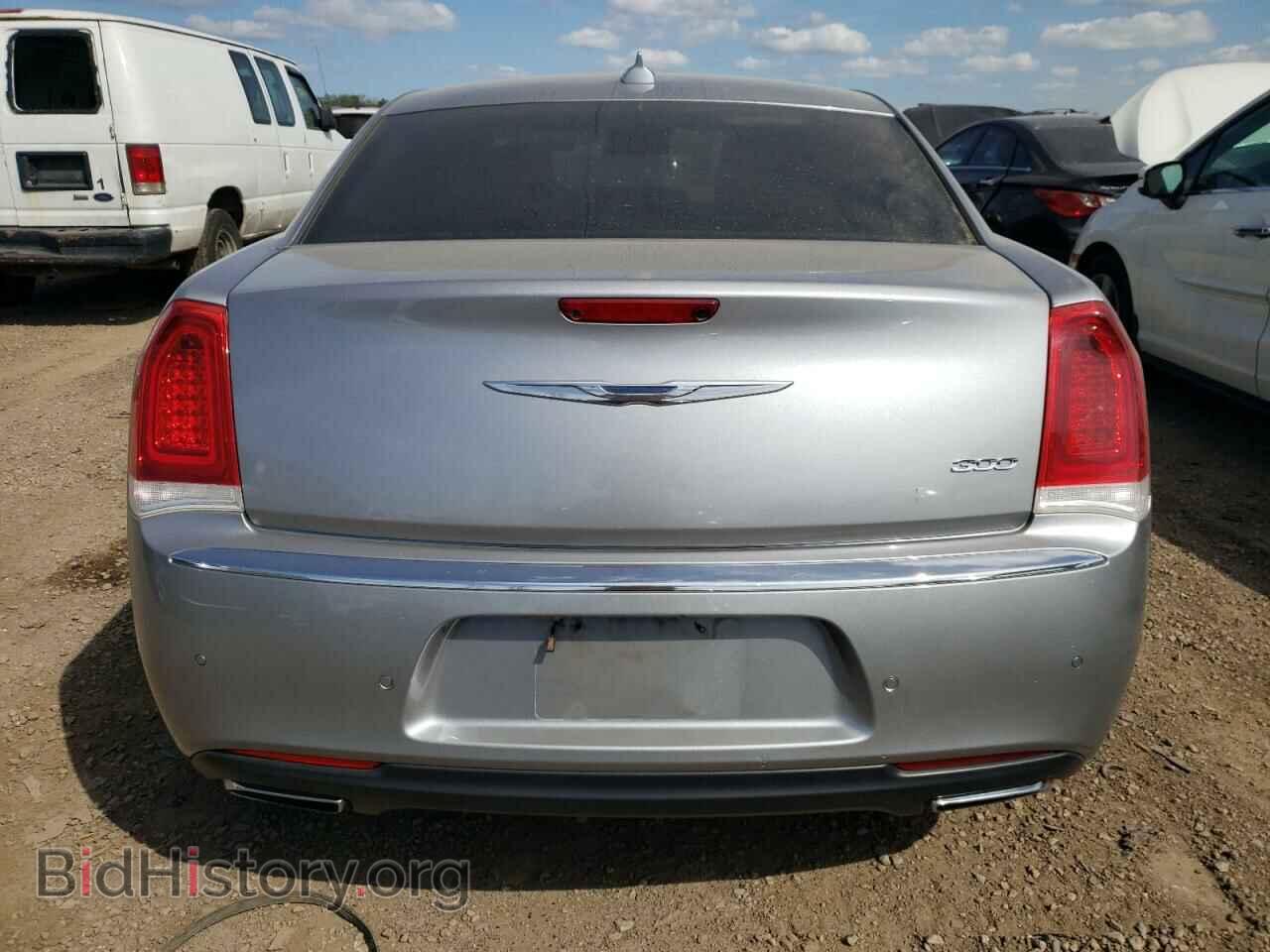 2016 CHRYSLER 300 - VIN: 2C3CCAAG8GH220034 - Фото 6