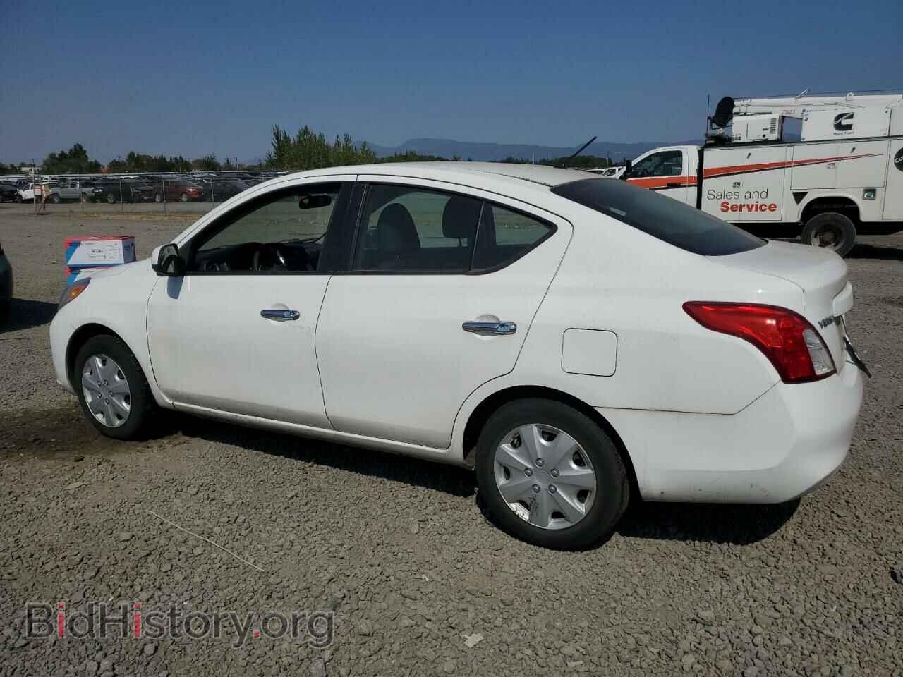 2012 NISSAN VERSA - VIN: 3N1CN7AP1CL907952 - Фото 2
