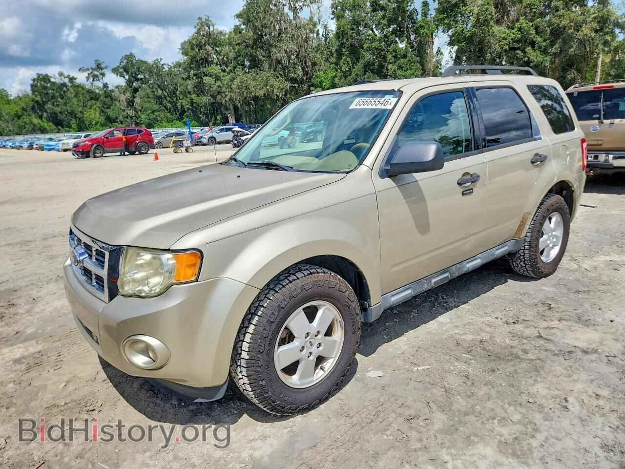 Photo 1FMCU0D77CKA41870 - FORD ESCAPE 2012
