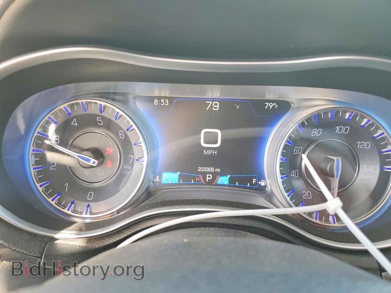 2015 CHRYSLER 300 - VIN: 2C3CCAAG9FH814193 - Photo 9