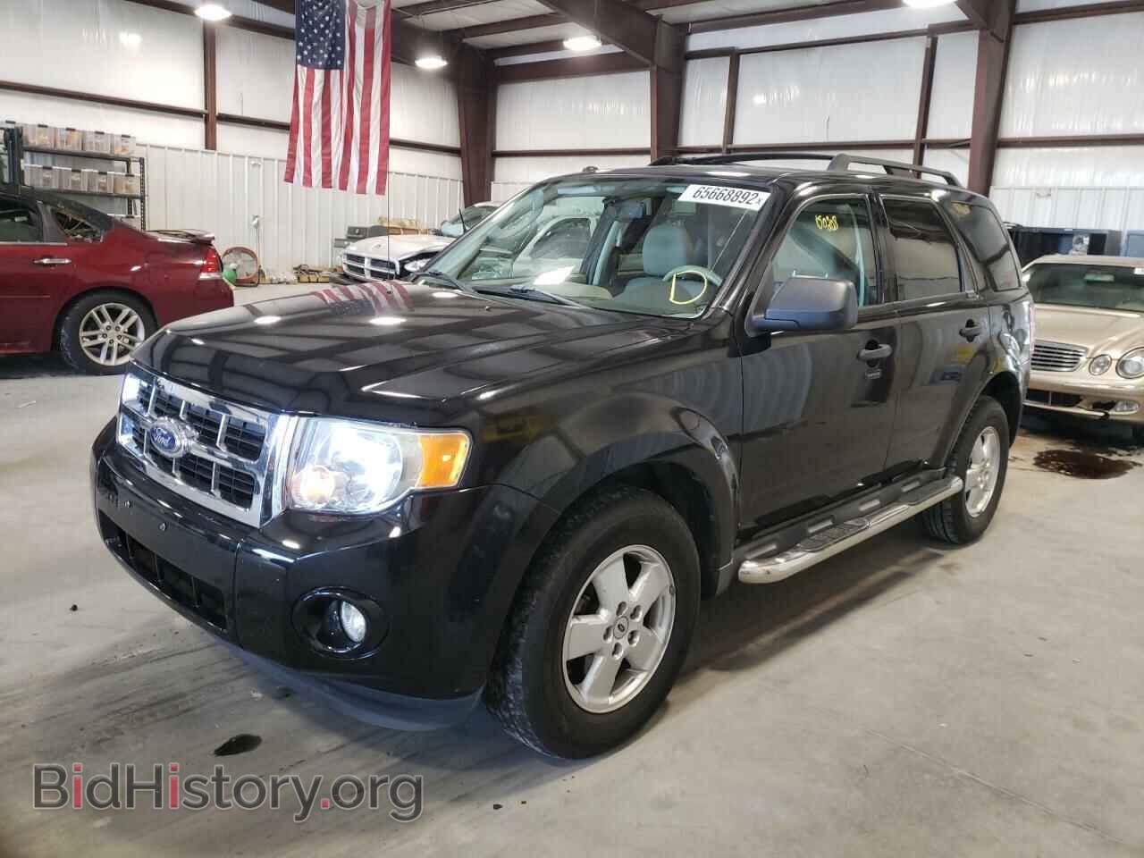 2011 FORD ESCAPE - VIN: 1FMCU0D76BKB69449 - Фото 2
